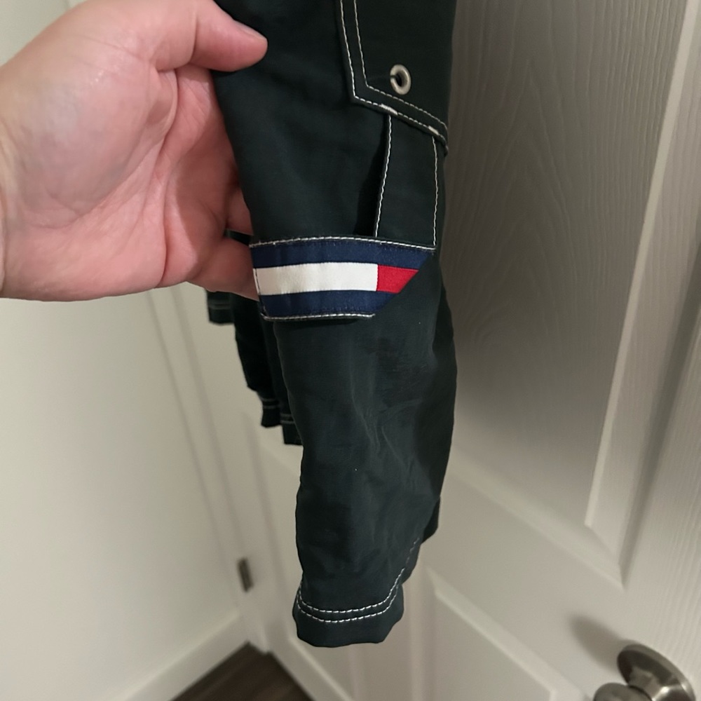 NEVER WORN. NWOT Men’s Tommy Hilfiger Bathing Suit. - Picture 3 of 6